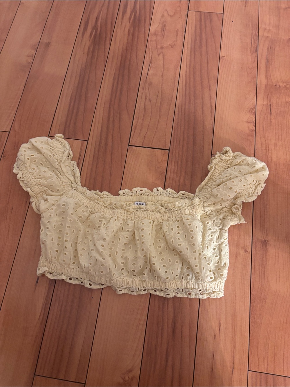 Aritzia Sunday Best Cream Eyelet Puff-Sleeve Crop Top